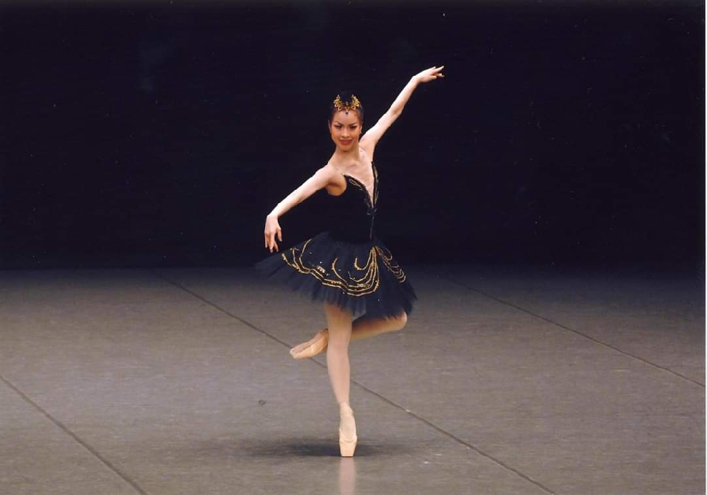 Natsumi Ballet Academyの講師紹介